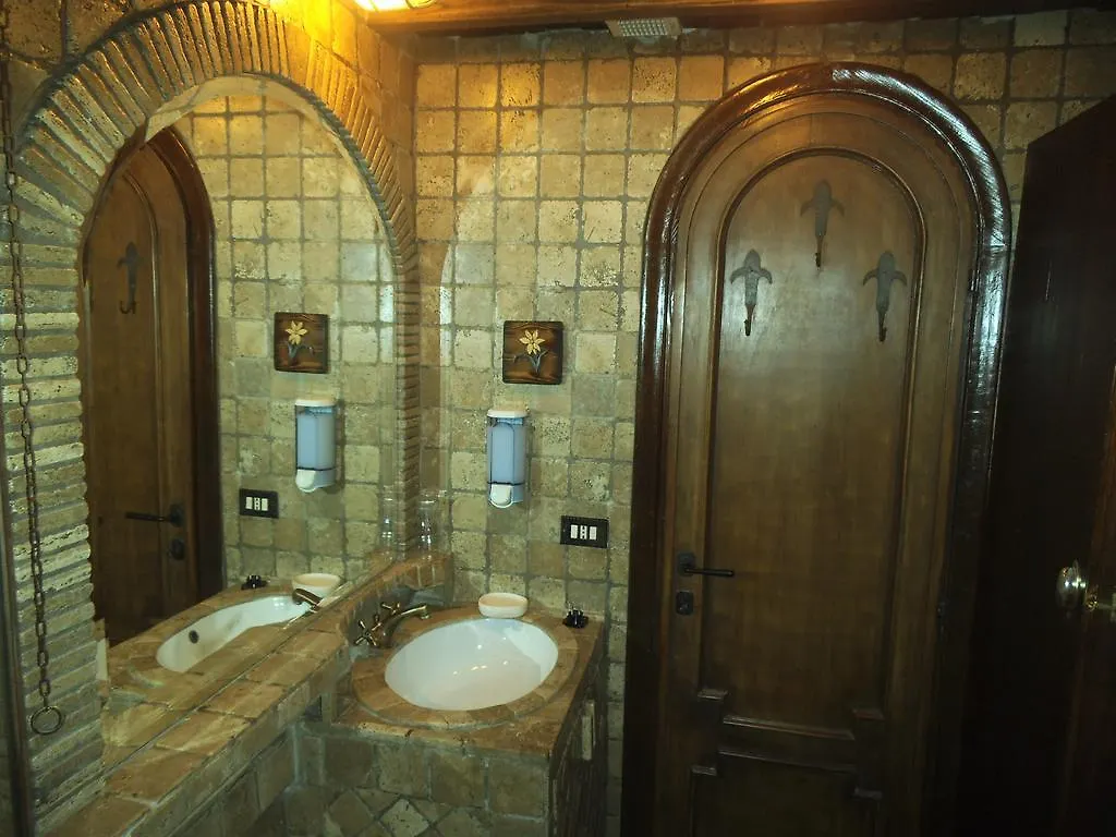 Largo Sperlonga 18 Hotel Rome Apartment