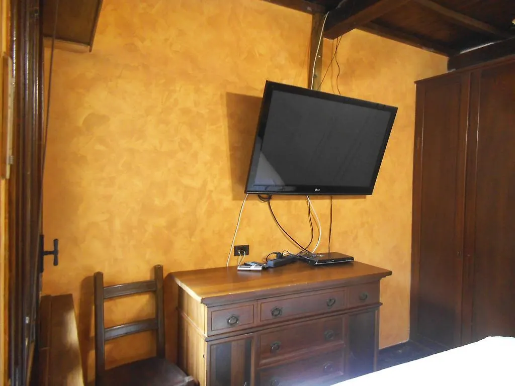 Largo Sperlonga 18 Hotel Rome